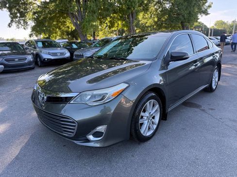 Used 2014 Toyota Avalon XLE Premium FWD image 1