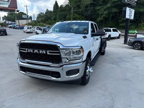 Used 2021 RAM 3500 Tradesman w/ Chrome Appearance Group AWD/4WD image 20