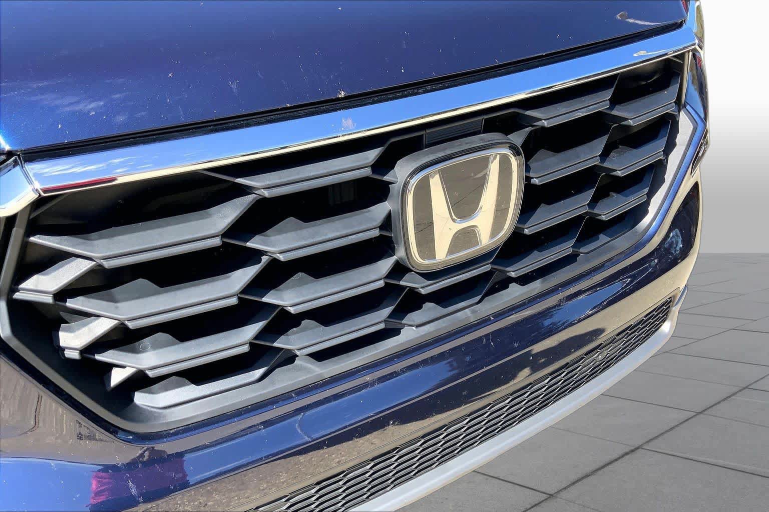 Used 2025 Honda Pilot EX-L image 30