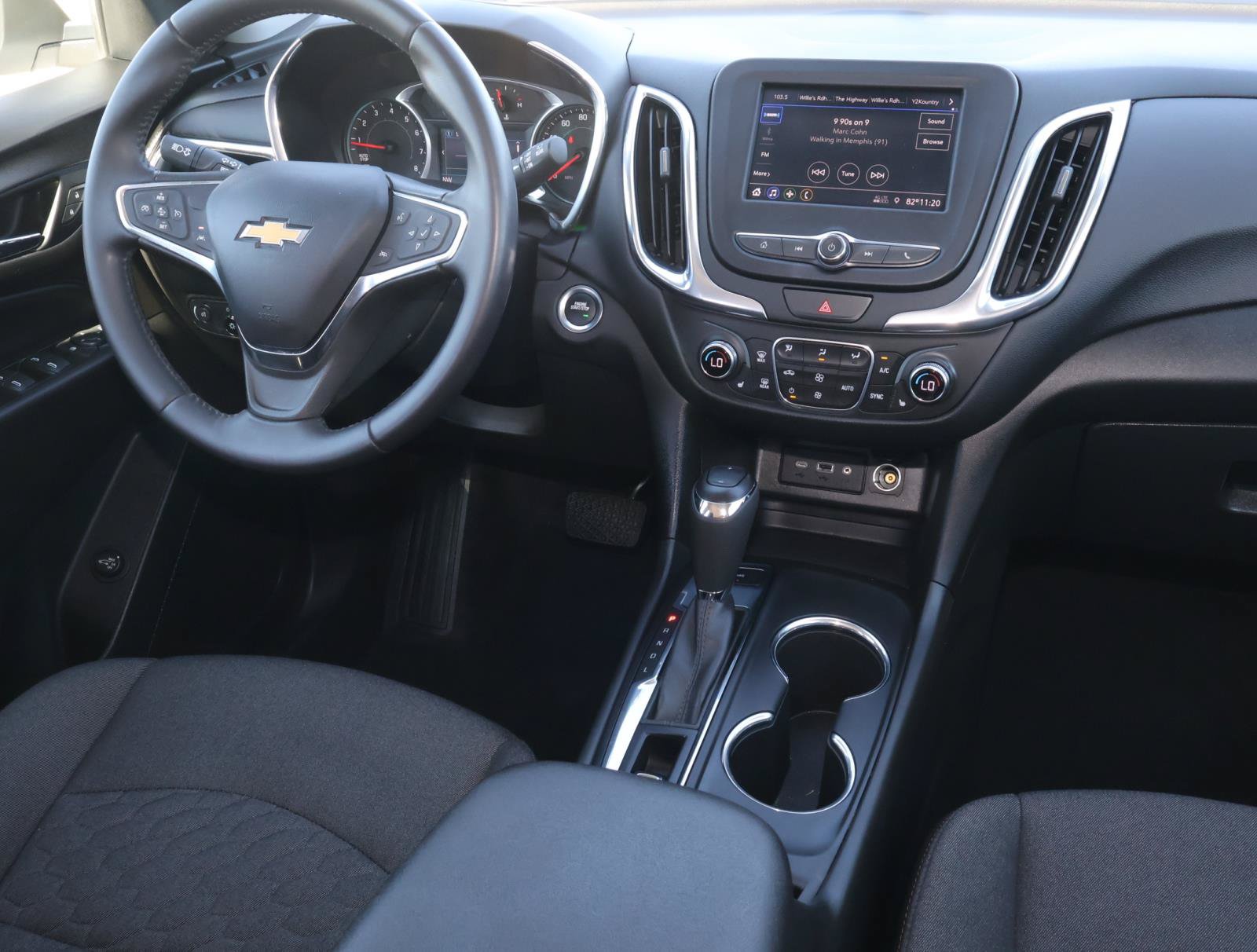 Used 2020 Chevrolet Equinox LT AWD/4WD image 10