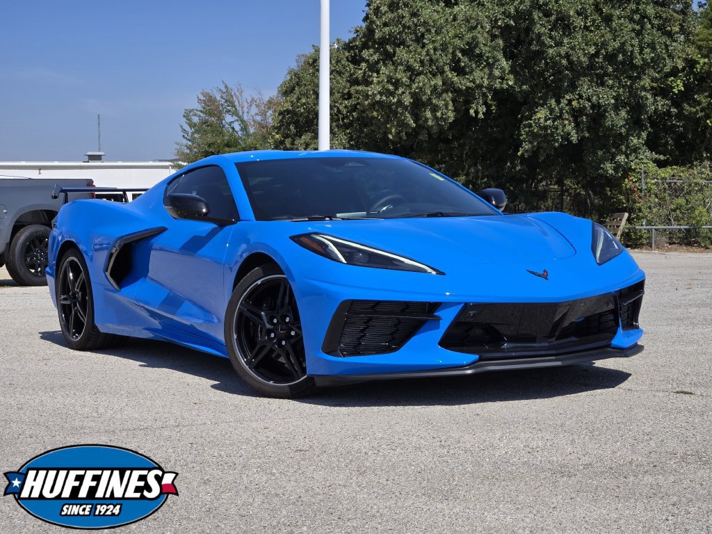 Used 2024 Chevrolet Corvette Stingray Preferred Cpe w/ 2LT RWD image 1