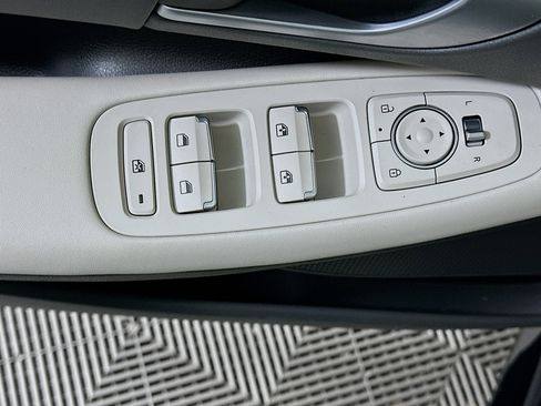 Used 2025 Hyundai Sonata SEL image 15