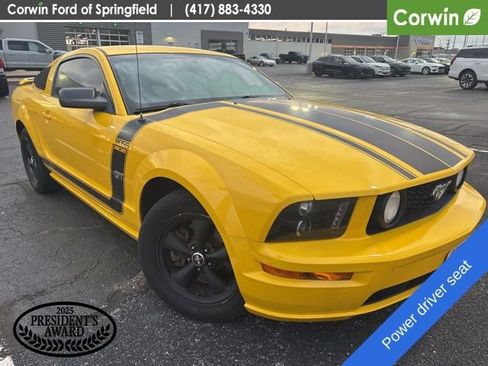 Used 2006 Ford Mustang GT Premium image 3