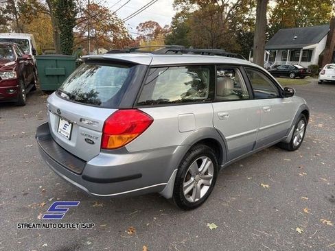 Used 2007 Subaru Outback 2.5i Limited AWD/4WD image 12