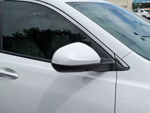 Used 2023 Buick Encore GX Select FWD image 12