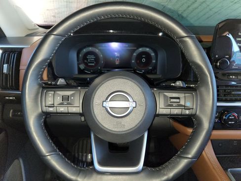 Certified 2024 Nissan Pathfinder Platinum image 24