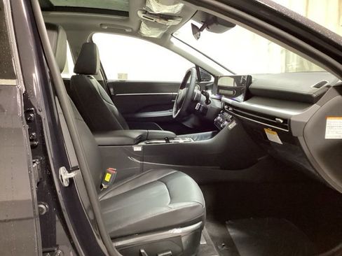 New 2026 Hyundai Sonata Limited image 14