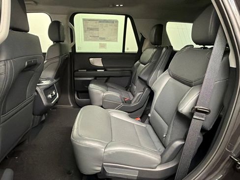 New 2027 Ford Expedition Active AWD/4WD image 36