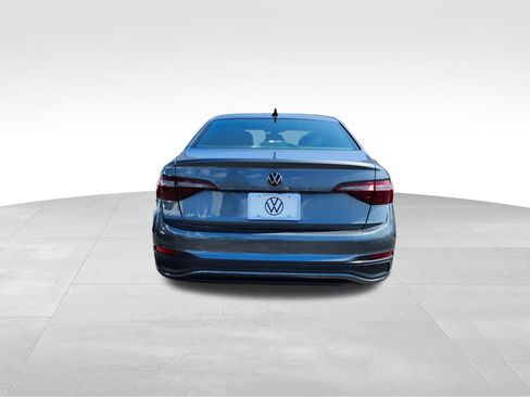 Certified 2023 Volkswagen Jetta Sport FWD image 5