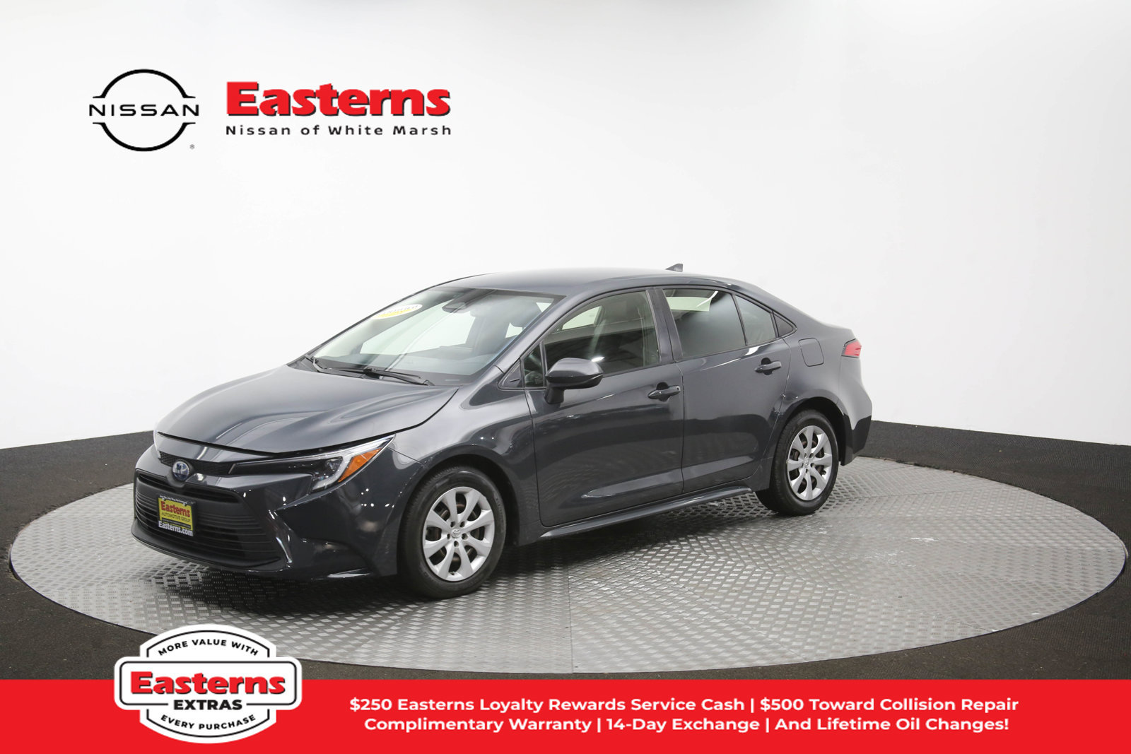 Used 2023 Toyota Corolla LE w/ Carpet Mat Package (TMS) FWD image 89