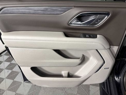 Used 2023 GMC Yukon XL SLT image 15