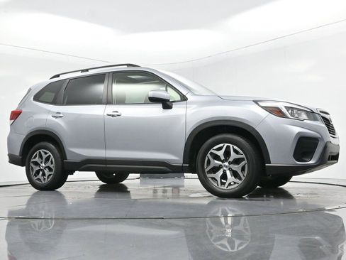 Used 2020 Subaru Forester Premium AWD/4WD image 41