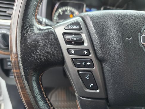 Used 2019 Nissan Titan Platinum Reserve w/ Platinum Utility Package image 25