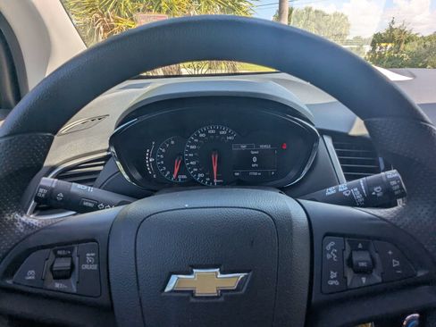 Used 2020 Chevrolet Trax LS w/ Tint and Cruise Package FWD image 31