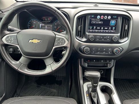 Used 2016 Chevrolet Colorado LT w/ LT Convenience Package image 17