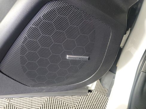 Used 2023 Subaru Ascent Limited w/ Technology Package image 28