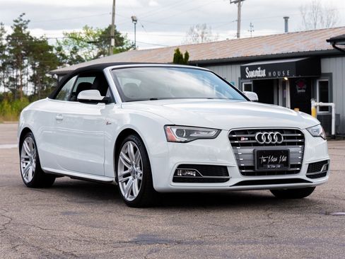 Used 2015 Audi S5 Premium Plus w/ Technology Package AWD/4WD image 3
