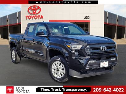 New 2025 Toyota Tacoma SR5