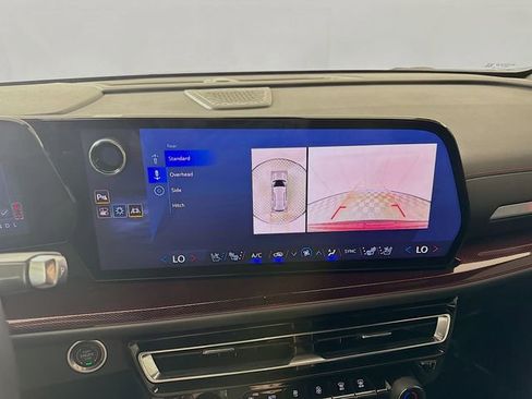 Used 2024 Chevrolet Traverse RS w/ LPO, Floor Liner Package image 15