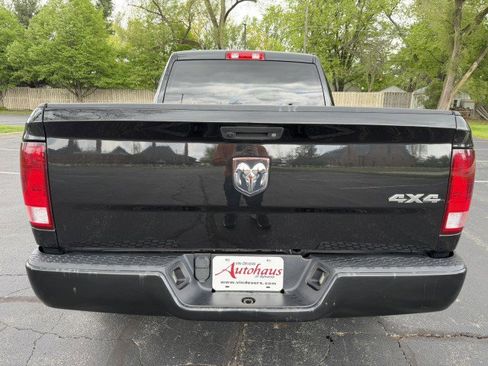 Used 2018 RAM 1500 Express AWD/4WD image 6