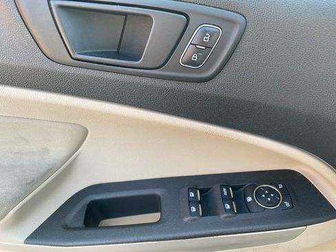 Used 2019 Ford EcoSport S image 16