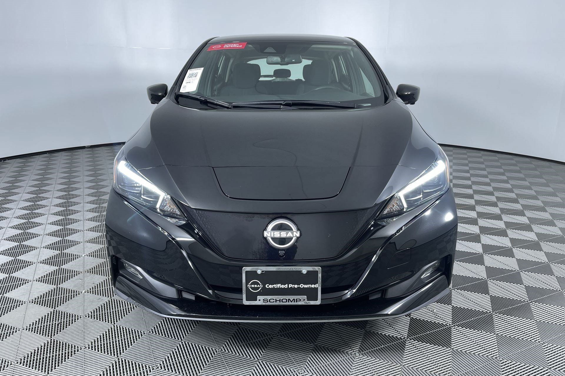 Certified 2025 Nissan Leaf SV Plus FWD image 29
