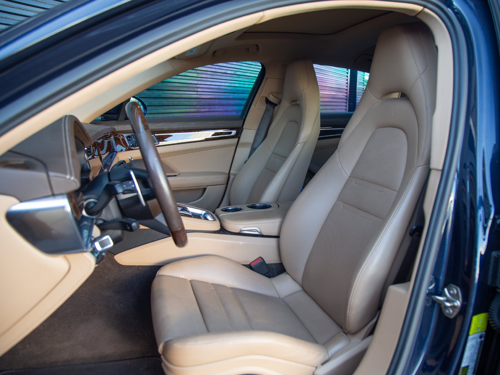 Certified 2021 Porsche Panamera 4S AWD/4WD image 5
