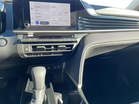 Used 2025 Toyota Camry LE image 18