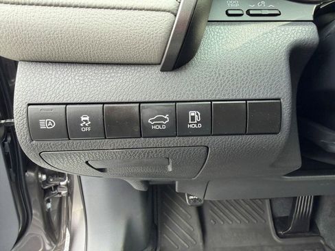 Used 2023 Toyota Camry LE image 22