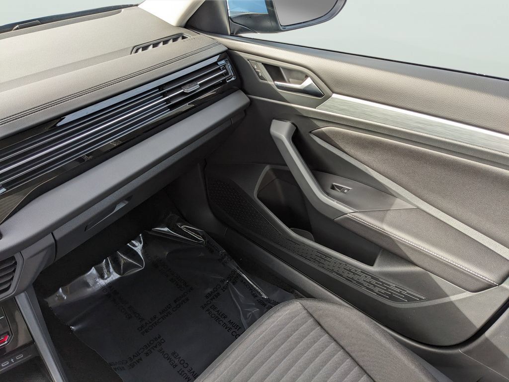 Certified 2026 Volkswagen Jetta S FWD image 18