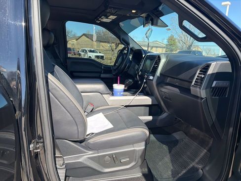 Used 2017 Ford F150 Raptor w/ Equipment Group 802A Luxury image 19