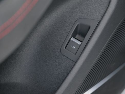 Used 2026 Audi RS Q8 performance image 76