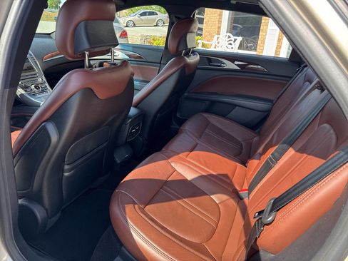 Used 2017 Lincoln MKZ Reserve AWD/4WD image 16