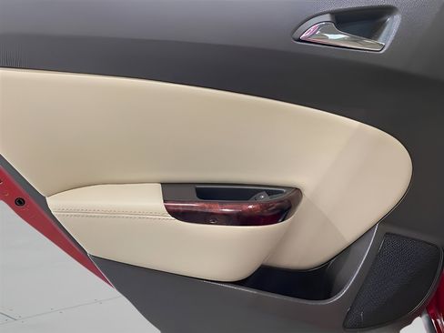 Used 2015 Buick Verano Base w/ Comfort Package image 13