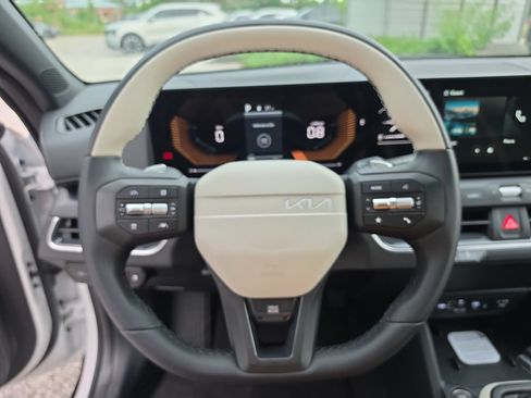 New 2026 Kia K4 GT-Line FWD image 28