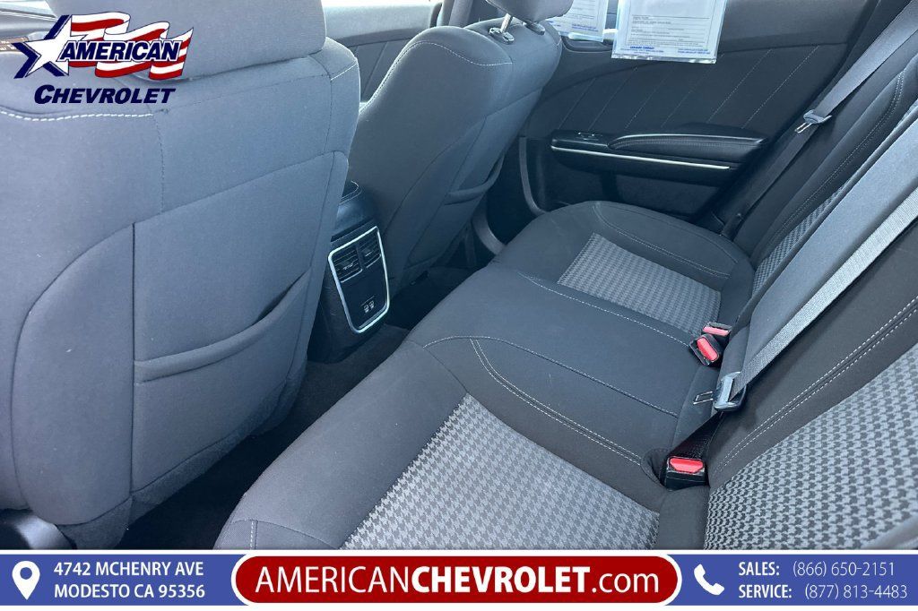Used 2023 Dodge Charger SXT RWD image 15