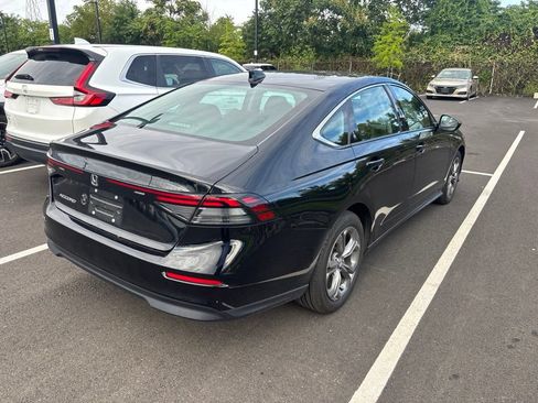 Used 2023 Honda Accord EX image 5