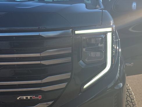 New 2026 GMC Sierra 1500 AT4 w/ AT4 Premium Package image 30