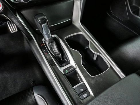 Used 2019 Honda Accord Sport image 16