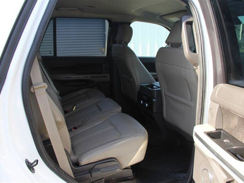 Used 2020 Ford Expedition Limited AWD/4WD image 20
