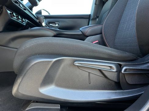 Used 2024 Honda HR-V Sport image 24