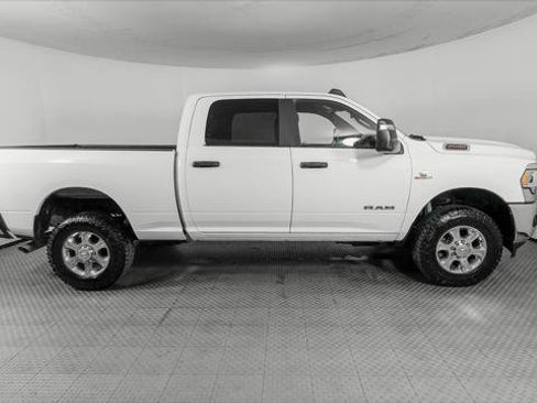 Used 2024 RAM 2500 Big Horn w/ Off Road Package AWD/4WD image 11