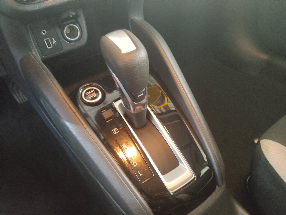 Used 2021 Nissan Versa SV FWD image 26