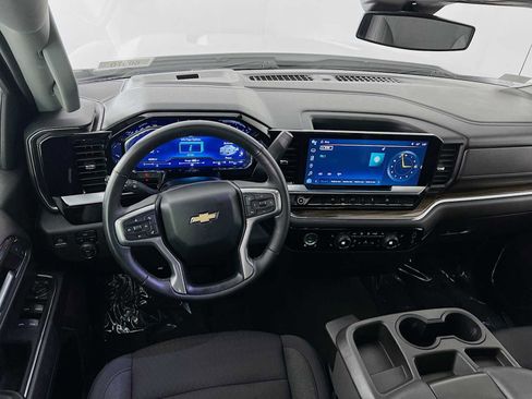 Used 2023 Chevrolet Silverado 1500 LT AWD/4WD image 21
