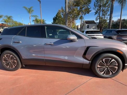 New 2026 Chevrolet Blazer EV LT image 9