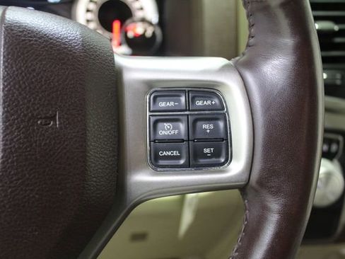 Used 2017 RAM 1500 Laramie RWD image 15