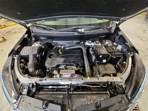 Certified 2024 Chevrolet Equinox LT w/ LPO, Floor Liner Package image 27