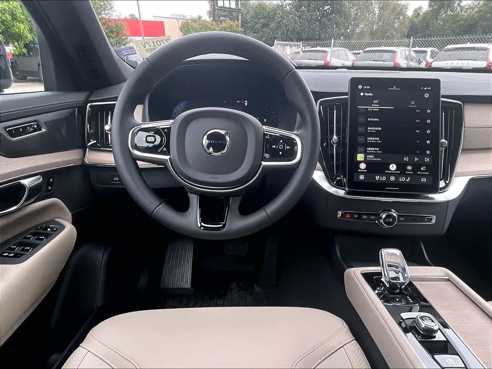 New 2027 Volvo XC90 B6 Plus AWD/4WD image 15