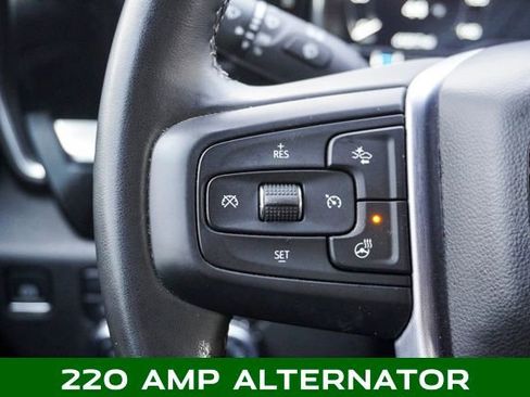 Used 2024 GMC Sierra 1500 SLE image 17