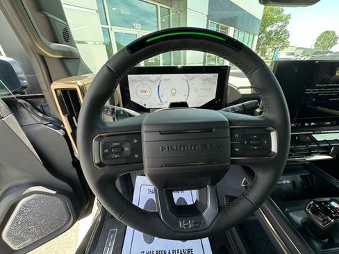 New 2025 GMC Hummer EV 2X AWD/4WD image 19